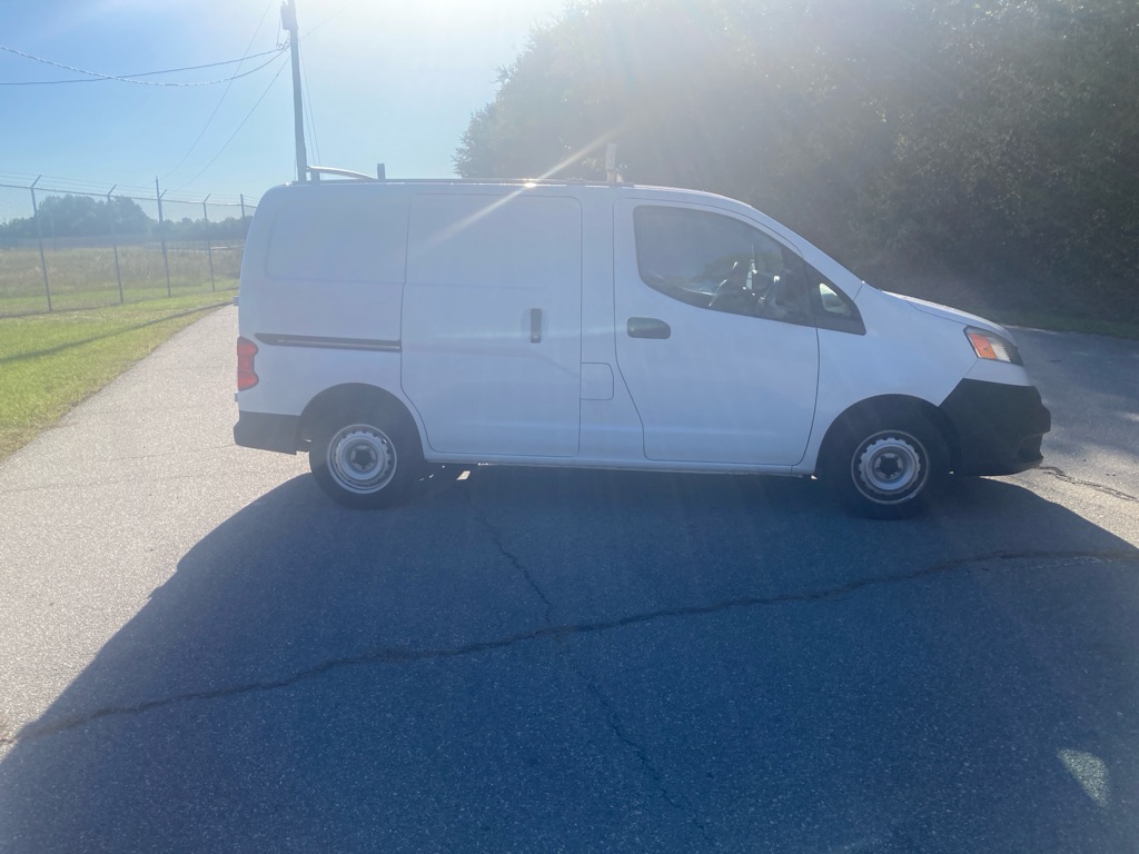 Photo 5 of this NISSAN NV200