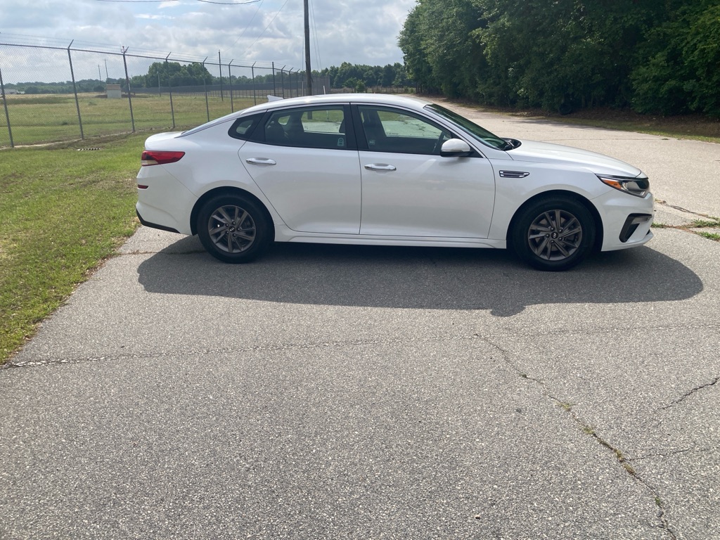 Photo 5 of this KIA OPTIMA
