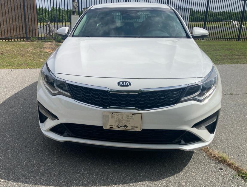 Photo 3 of this KIA OPTIMA