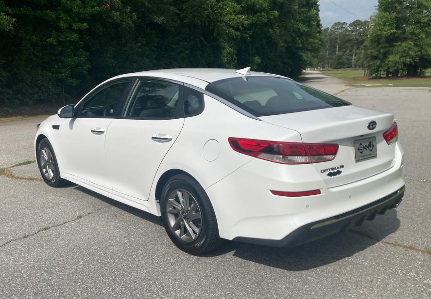 Photo 8 of this KIA OPTIMA