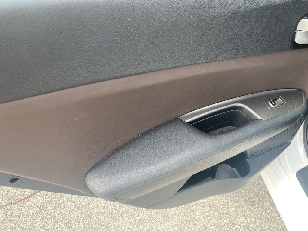 Photo 14 of this KIA OPTIMA