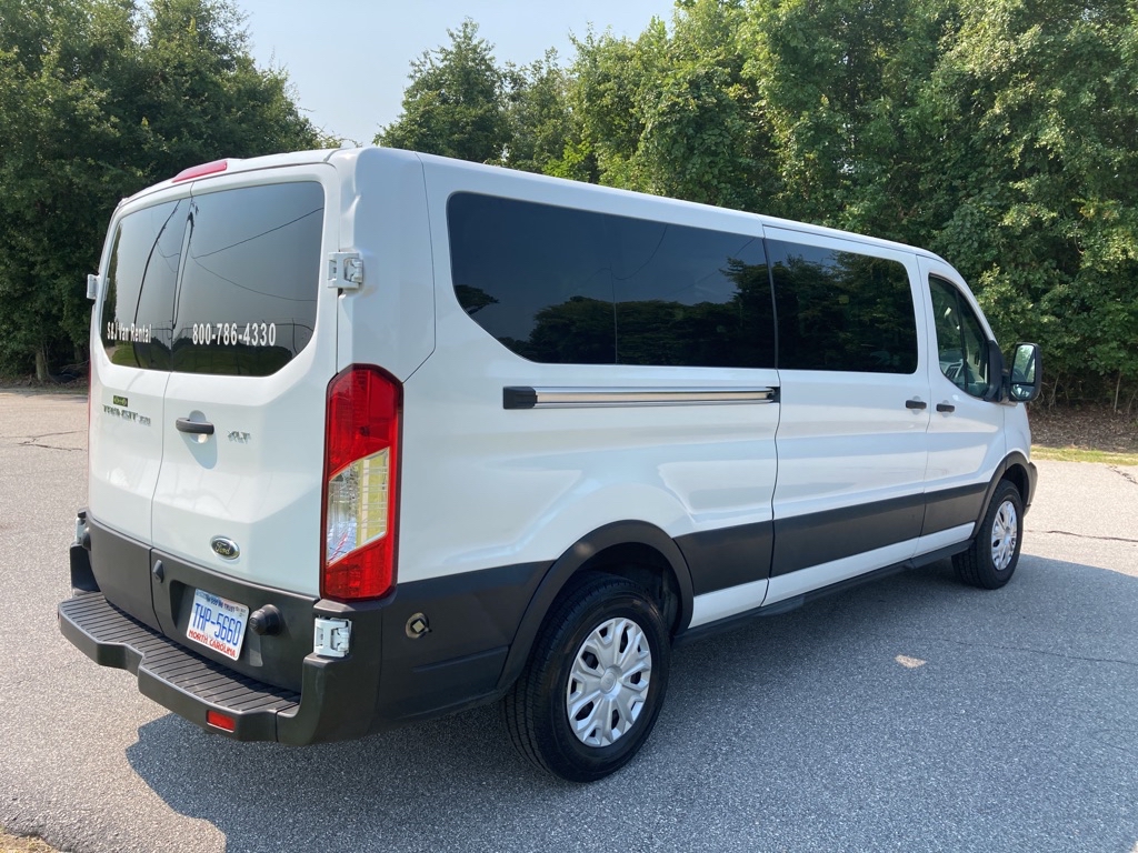 Photo 5 of this FORD TRANSIT