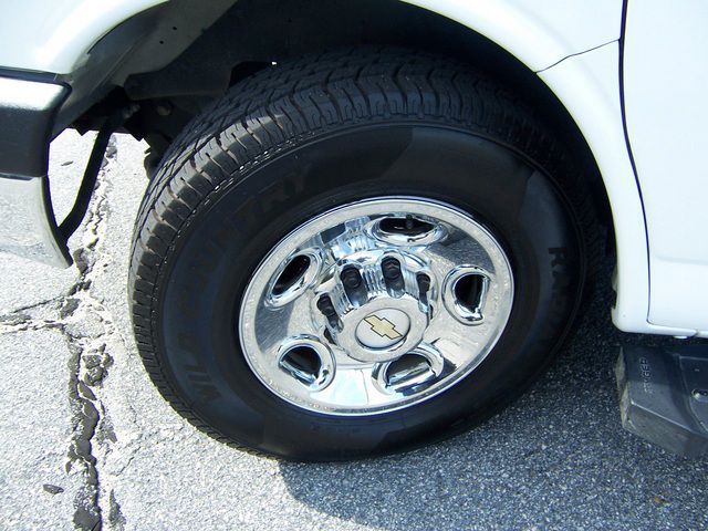 Photo 9 of this CHEVROLET EXPRESS G3500