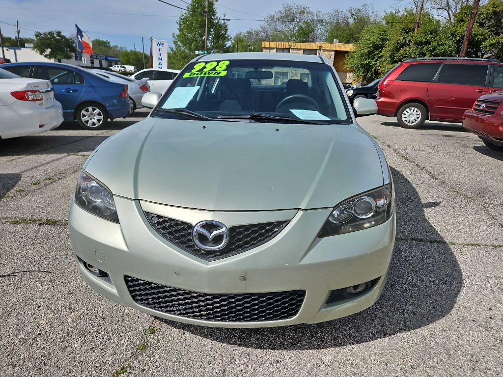 Photo 8 of this MAZDA 3