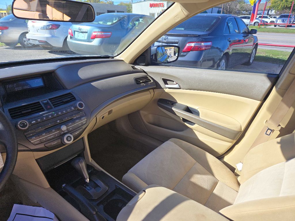 Photo 12 of this HONDA ACCORD