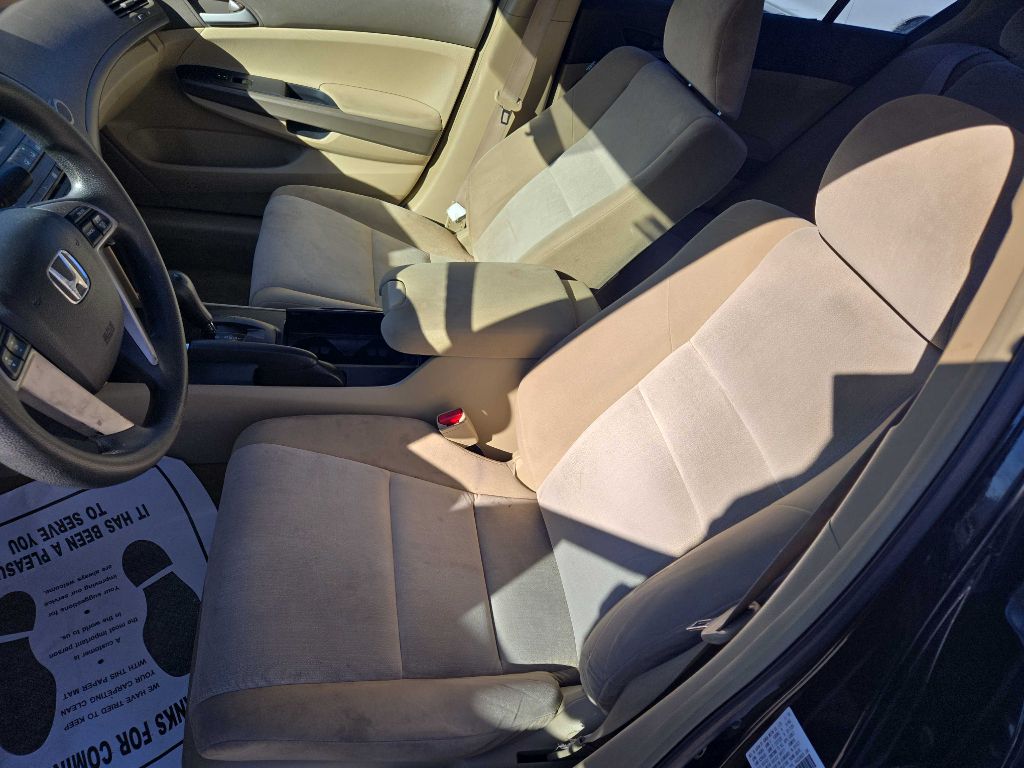 Photo 9 of this HONDA ACCORD