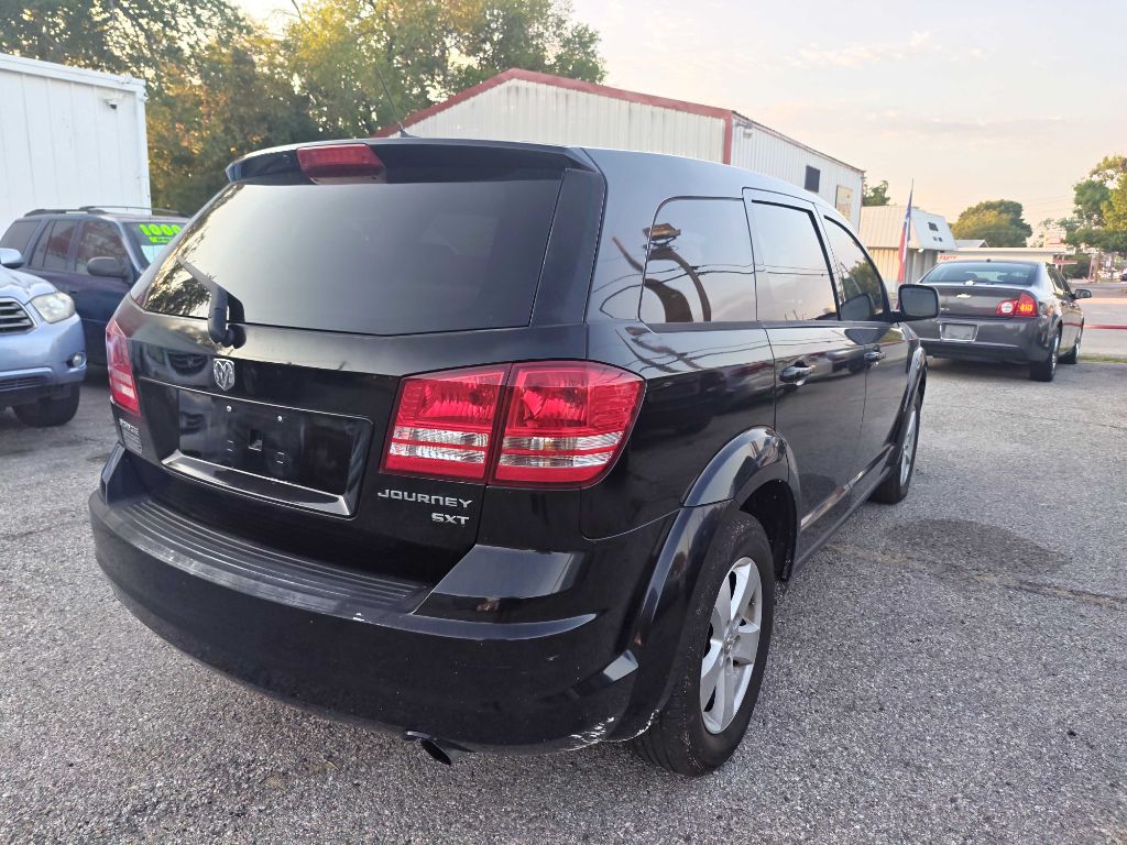 Photo 3 of this DODGE JOURNEY