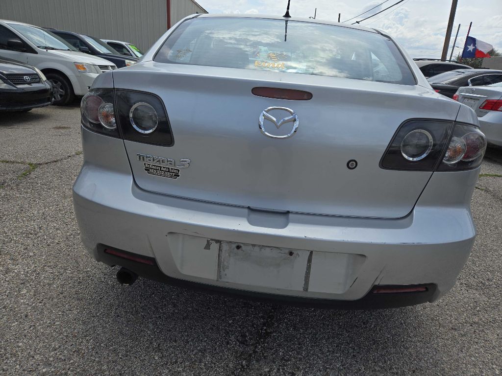 Photo 4 of this MAZDA 3