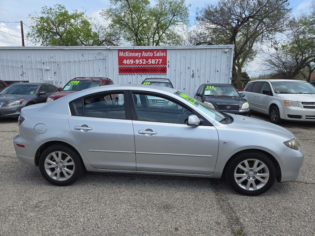 Photo 2 of this MAZDA 3