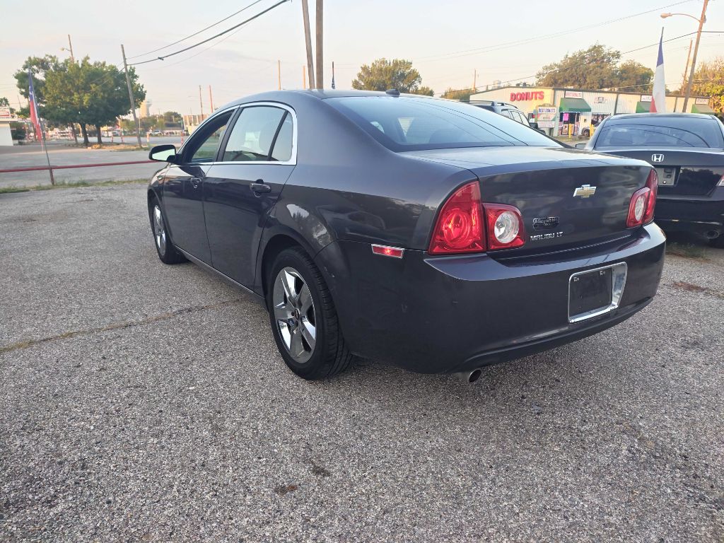 Photo 5 of this CHEVROLET MALIBU