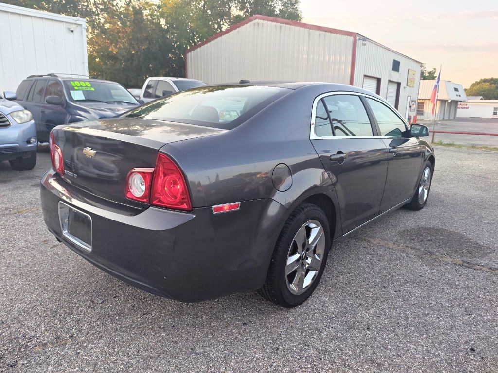 Photo 3 of this CHEVROLET MALIBU