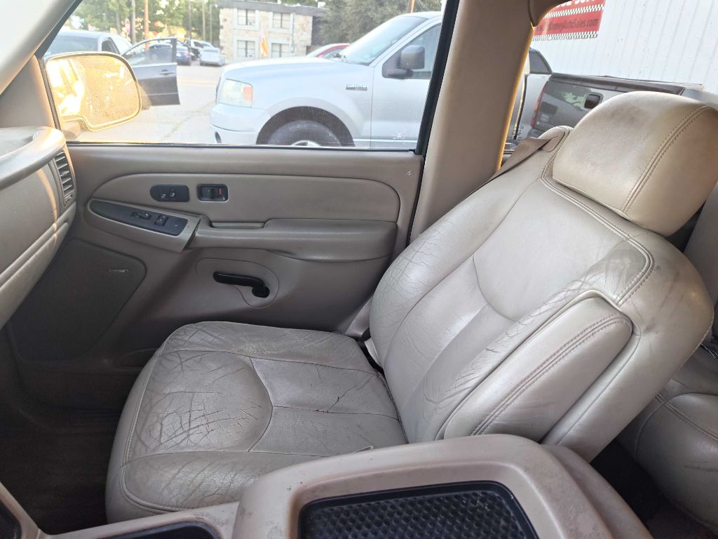 Photo 10 of this CHEVROLET TAHOE Z71