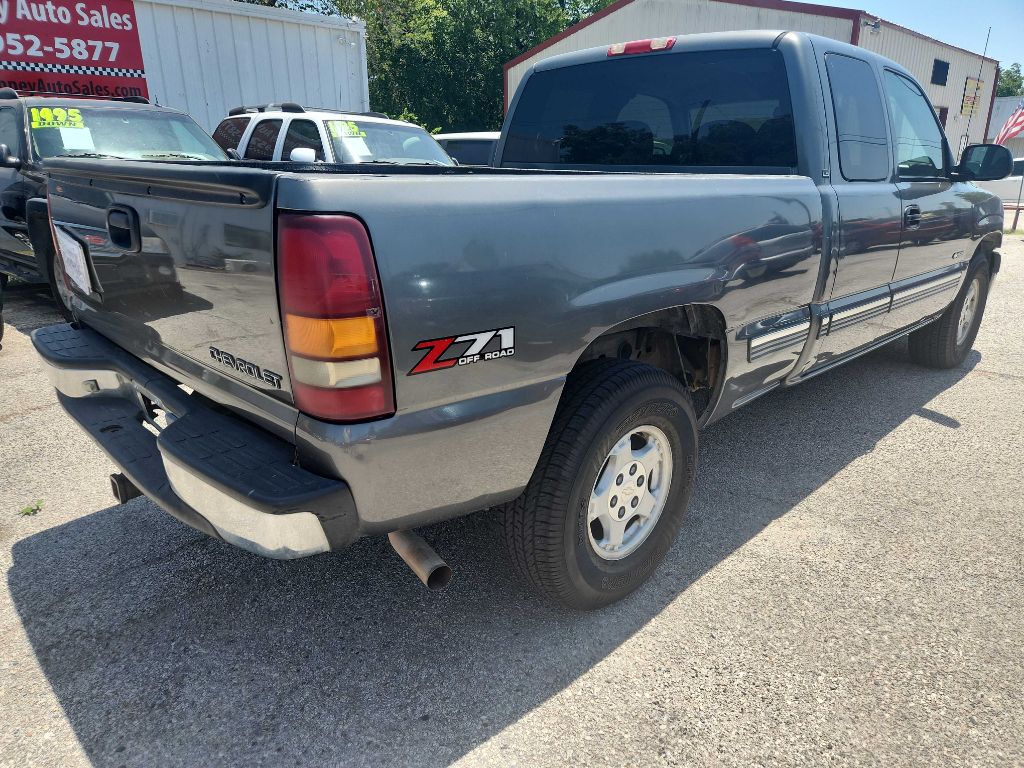 Photo 3 of this CHEVROLET Z71 SILVERADO 1500