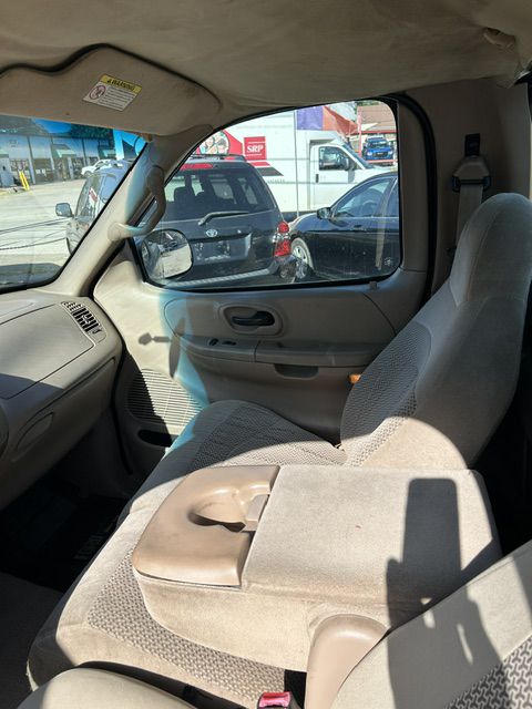 Photo 16 of this FORD F150