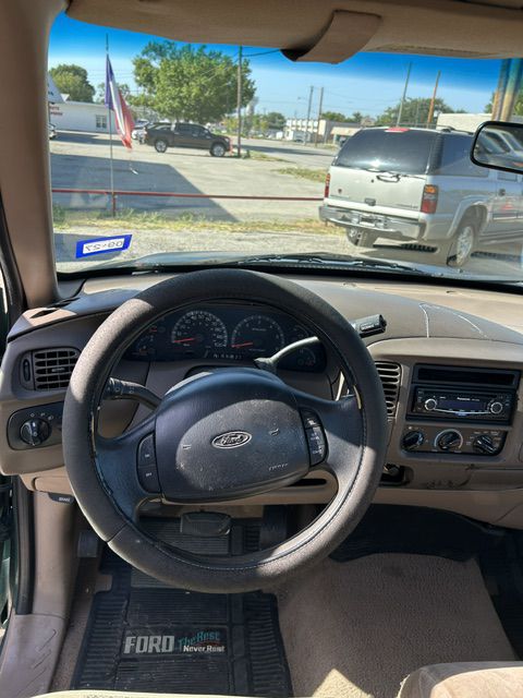 Photo 12 of this FORD F150