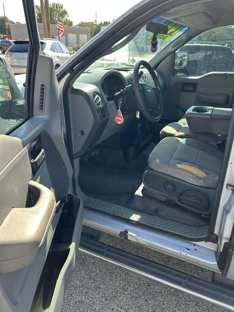 Photo 10 of this FORD F150