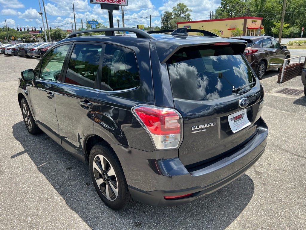 Photo 7 of this SUBARU FORESTER