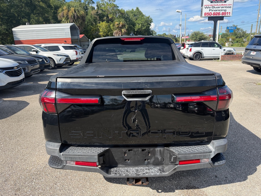 Photo 6 of this HYUNDAI SANTA CRUZ