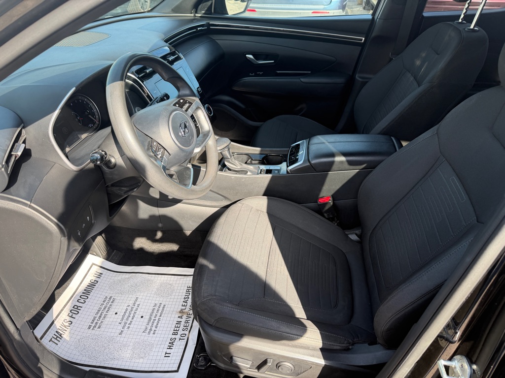Photo 9 of this HYUNDAI SANTA CRUZ