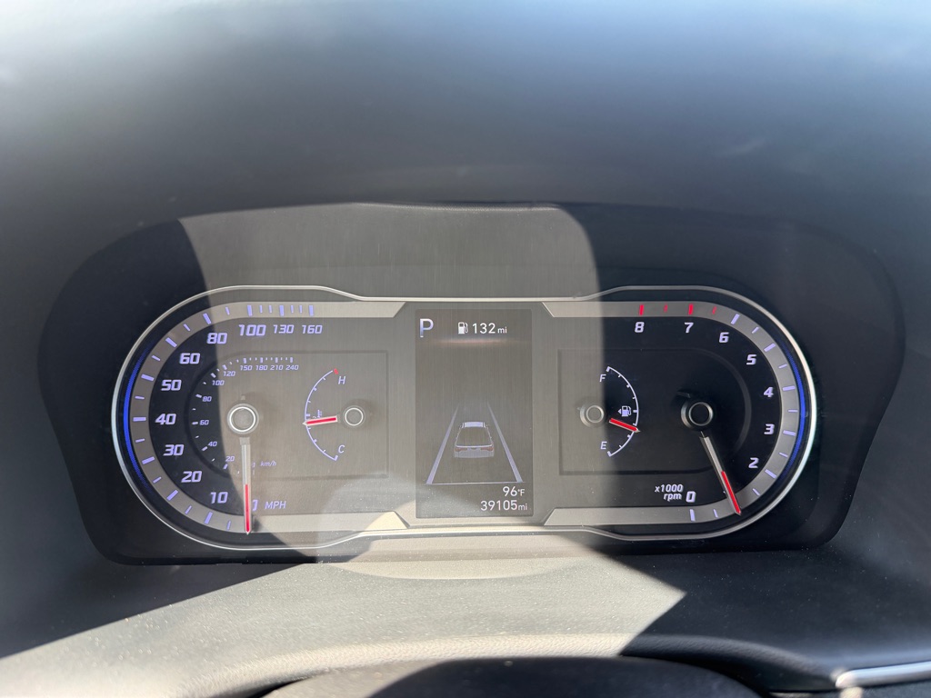 Photo 14 of this HYUNDAI SANTA CRUZ