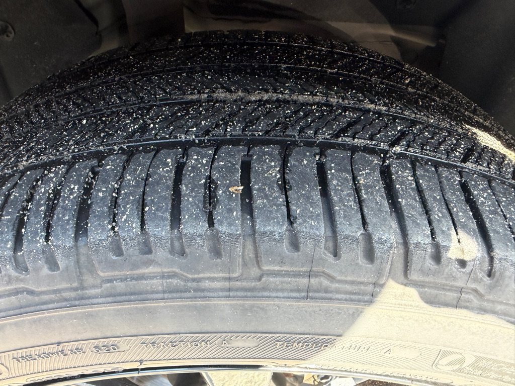 Photo 21 of this LAND ROVER RANGE ROVER VEL