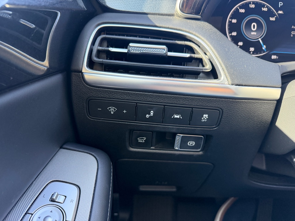 Photo 20 of this HYUNDAI PALISADE