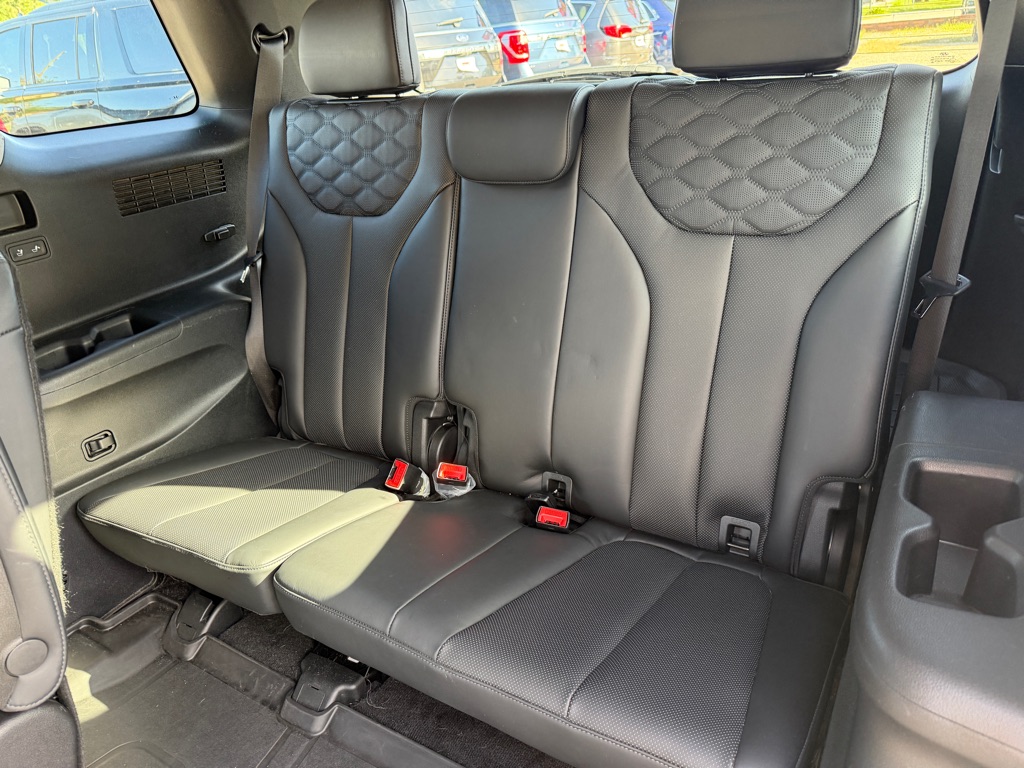 Photo 14 of this HYUNDAI PALISADE