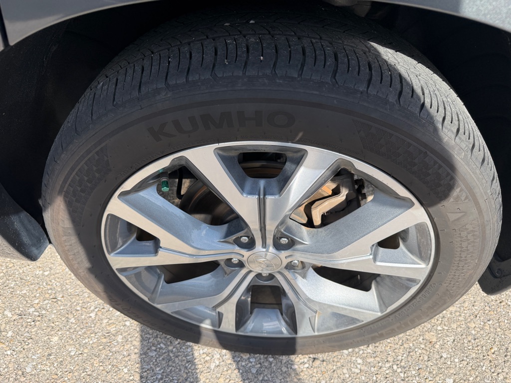 Photo 24 of this HYUNDAI PALISADE