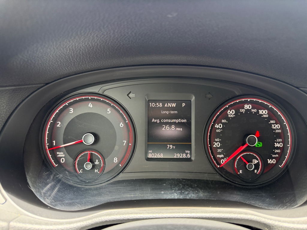 Photo 14 of this VOLKSWAGEN PASSAT