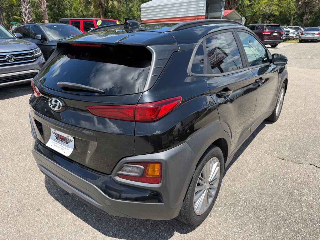 Photo 5 of this HYUNDAI KONA