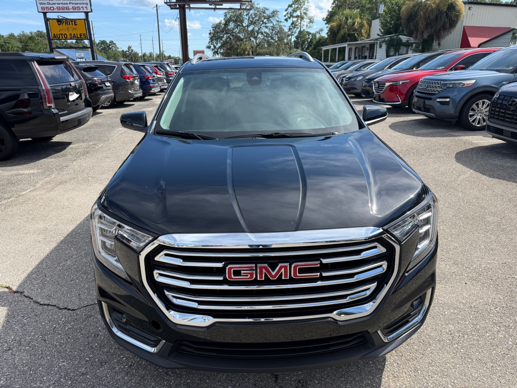 Photo 2 of this GMC TERRAIN