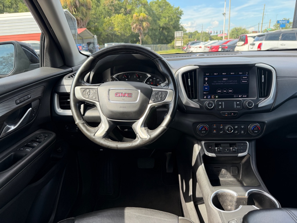 Photo 13 of this GMC TERRAIN