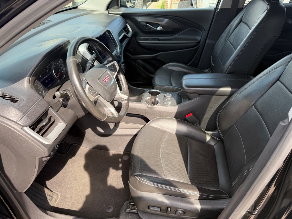 Photo 9 of this GMC TERRAIN