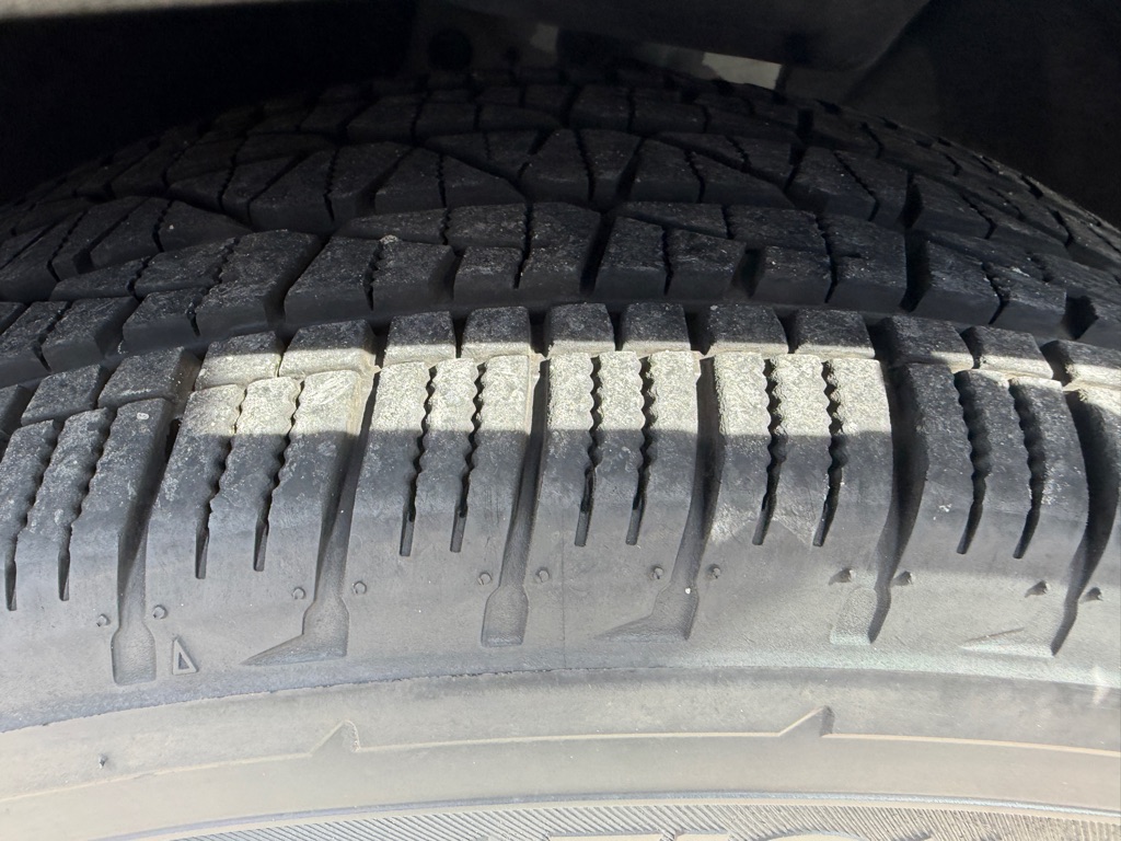 Photo 21 of this GMC TERRAIN