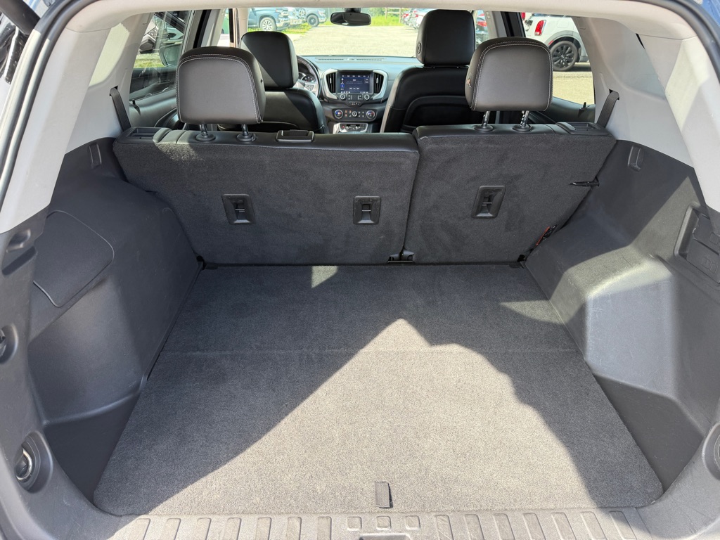 Photo 19 of this GMC TERRAIN