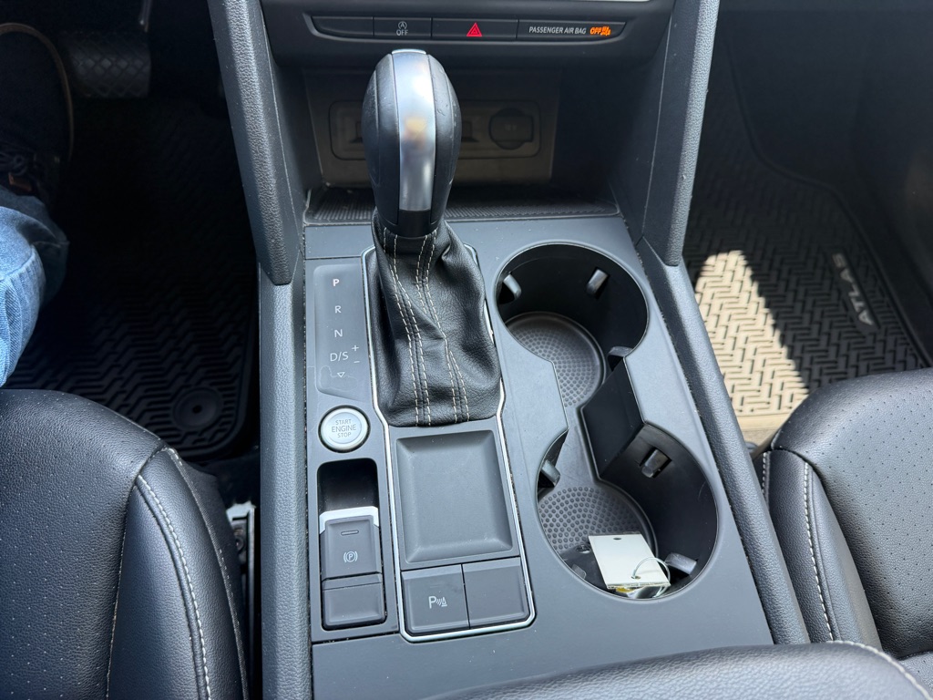 Photo 18 of this VOLKSWAGEN ATLAS