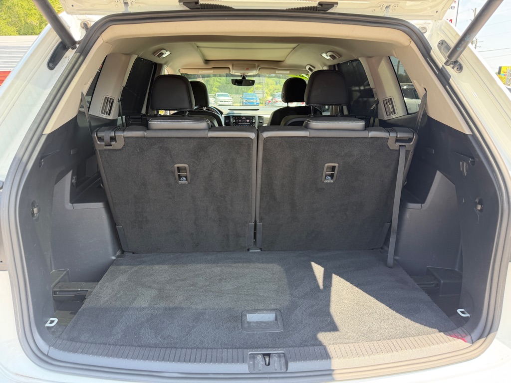 Photo 20 of this VOLKSWAGEN ATLAS