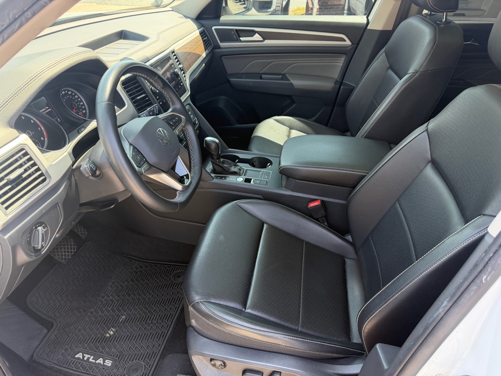 Photo 9 of this VOLKSWAGEN ATLAS