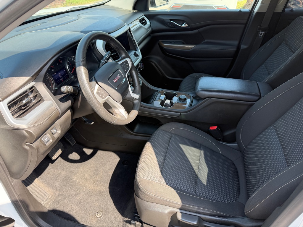 Photo 31 of this VOLKSWAGEN ATLAS