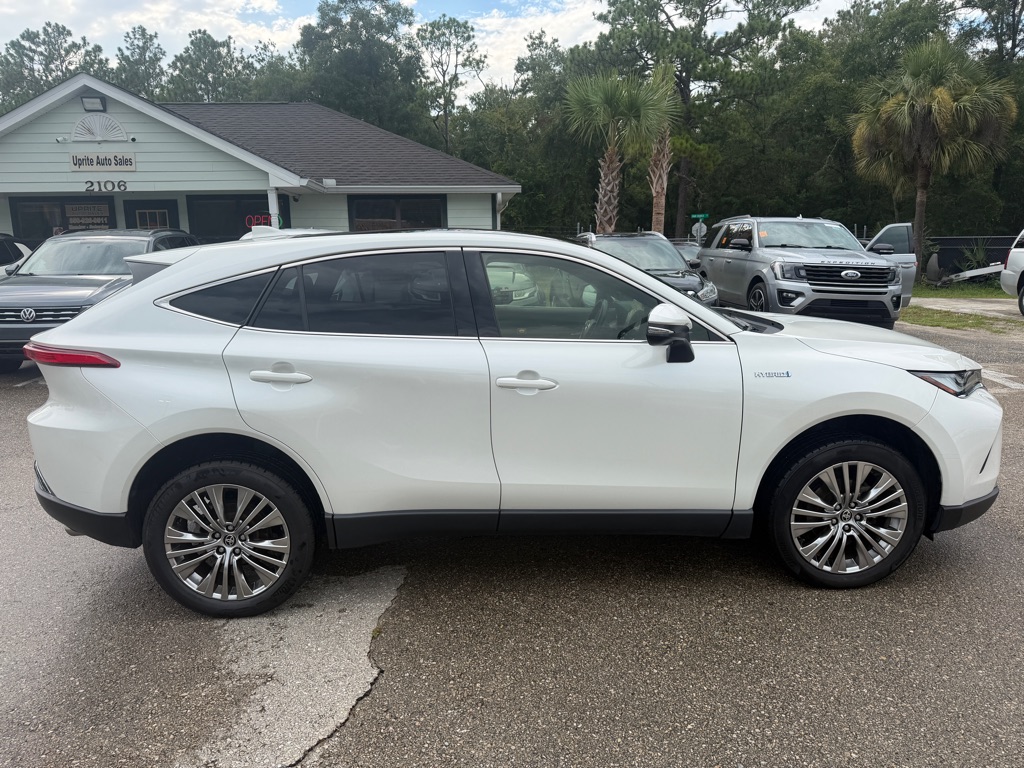 Photo 4 of this TOYOTA VENZA