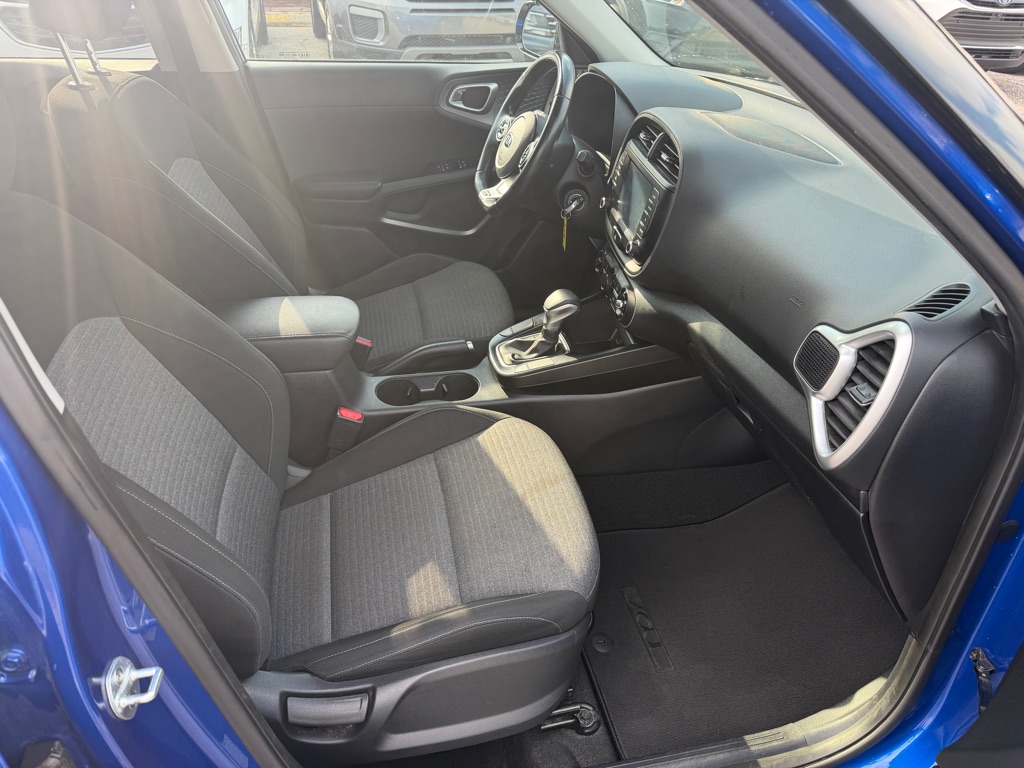 Photo 10 of this KIA SOUL