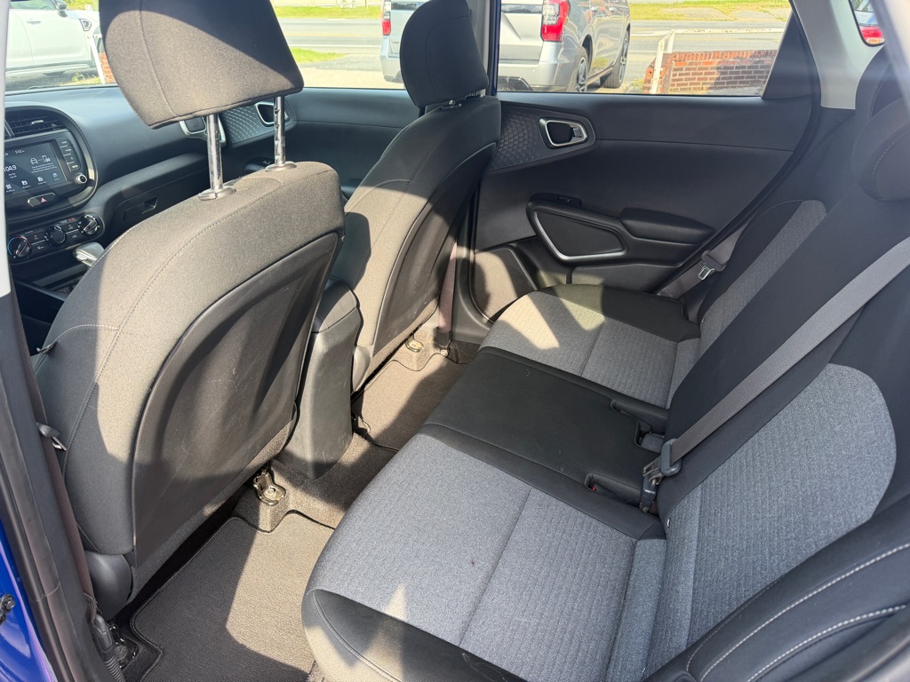 Photo 12 of this KIA SOUL