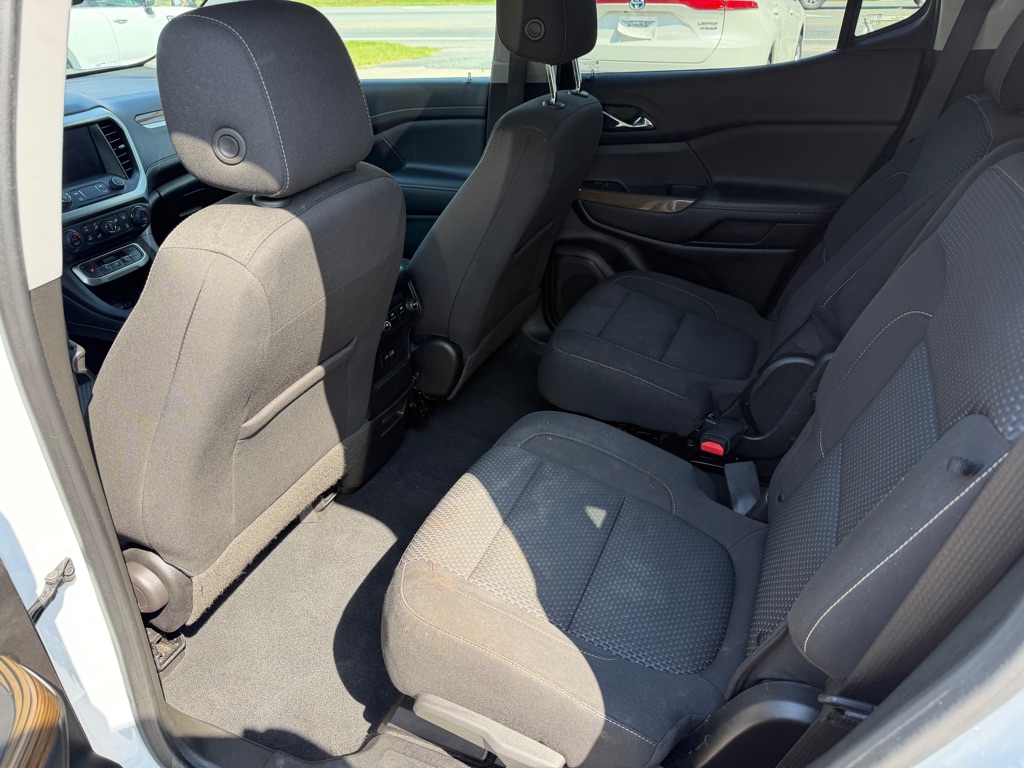 Photo 13 of this GMC ACADIA