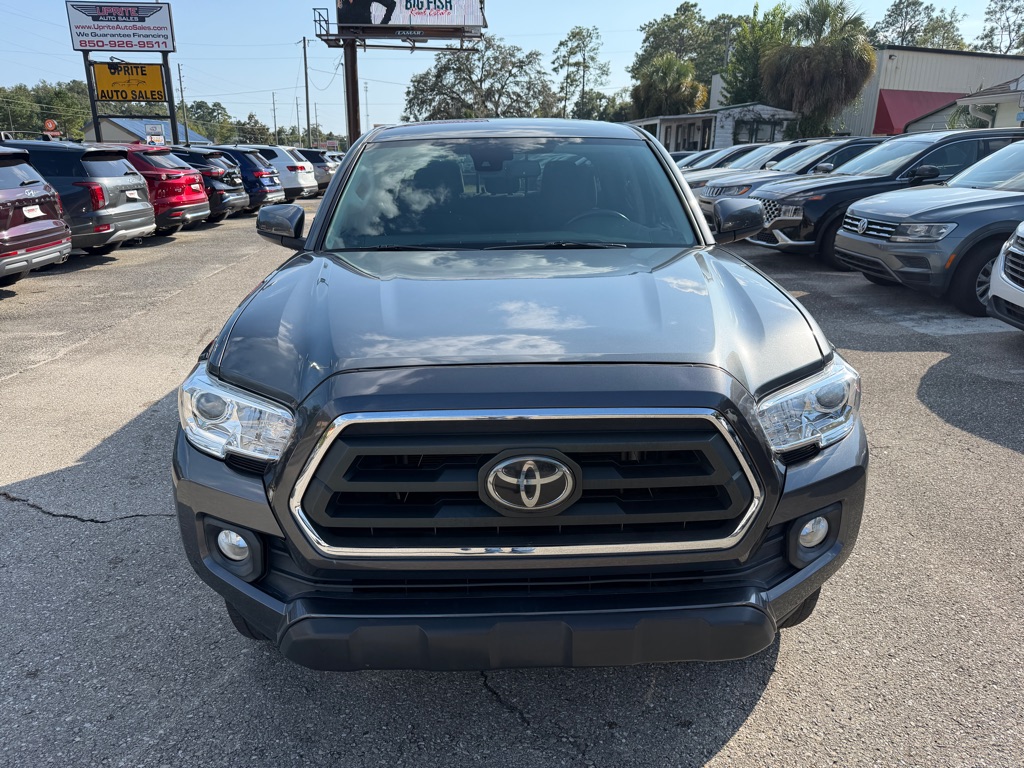Photo 2 of this TOYOTA TACOMA