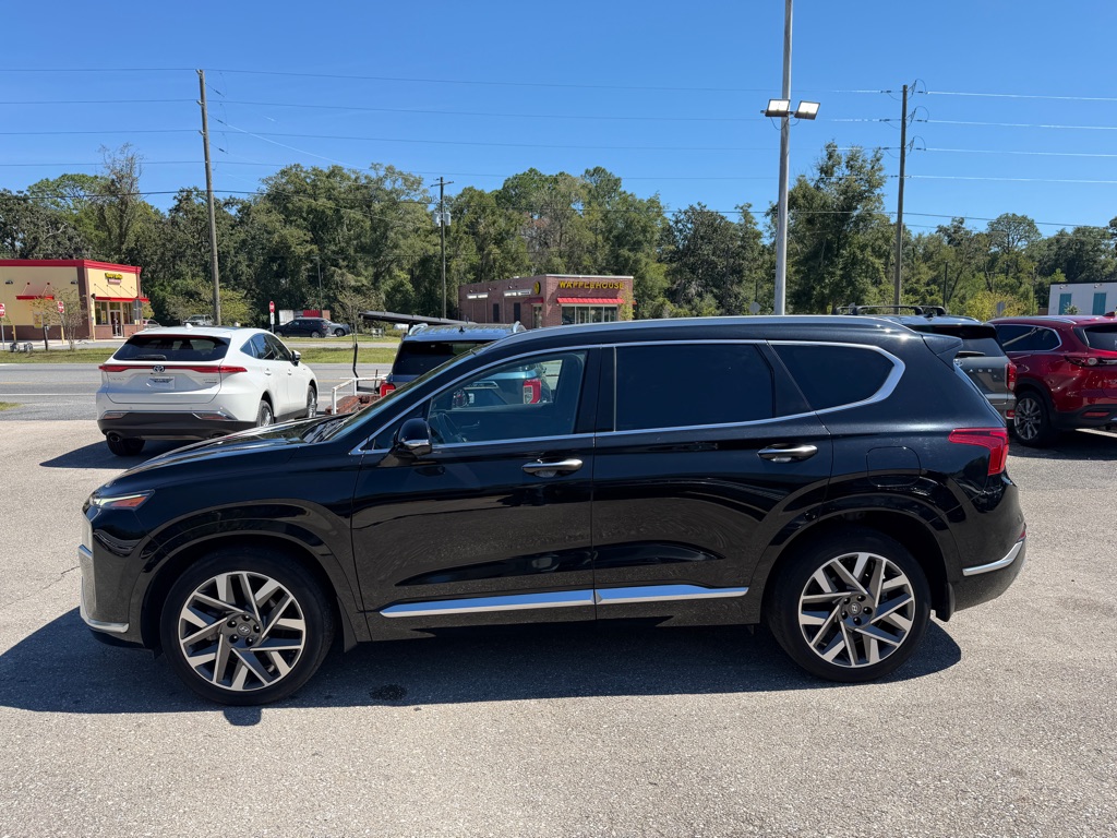 Photo 8 of this HYUNDAI SANTA FE
