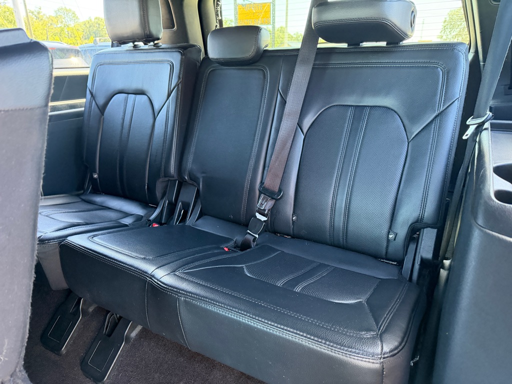 Photo 14 of this FORD EXPEDITION
