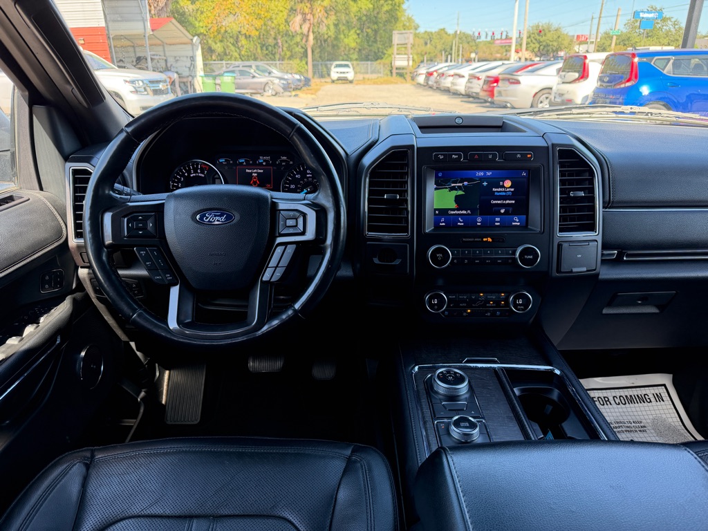 Photo 16 of this FORD EXPEDITION