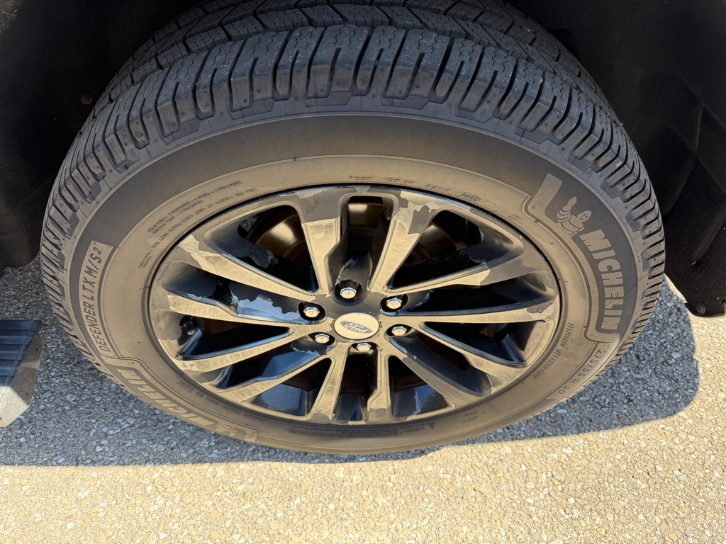 Photo 22 of this FORD EXPEDITION