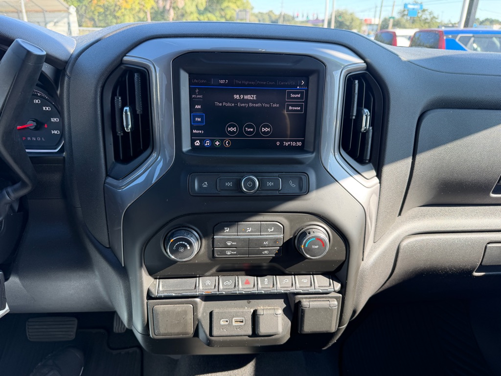 Photo 15 of this CHEVROLET SILVERADO 1500