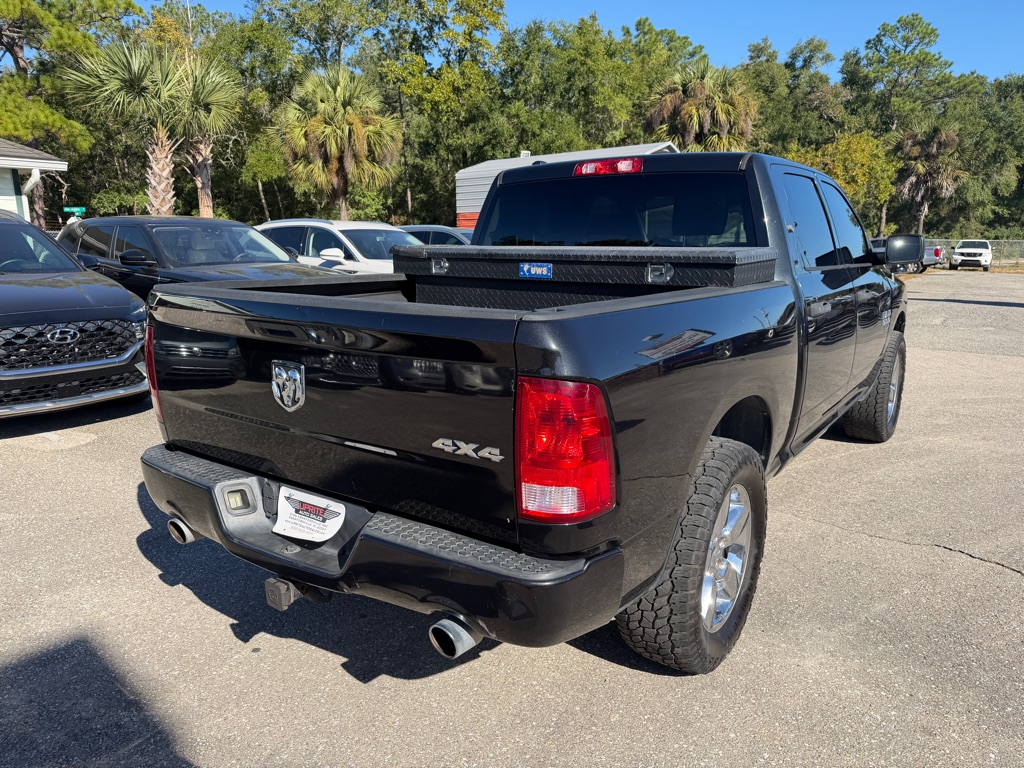 Photo 5 of this RAM 1500 CLASSIC